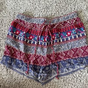 Hollister Dark Patterned Flowy Shorts